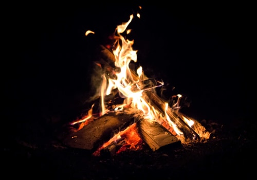 What are the benefits of using braai wood?